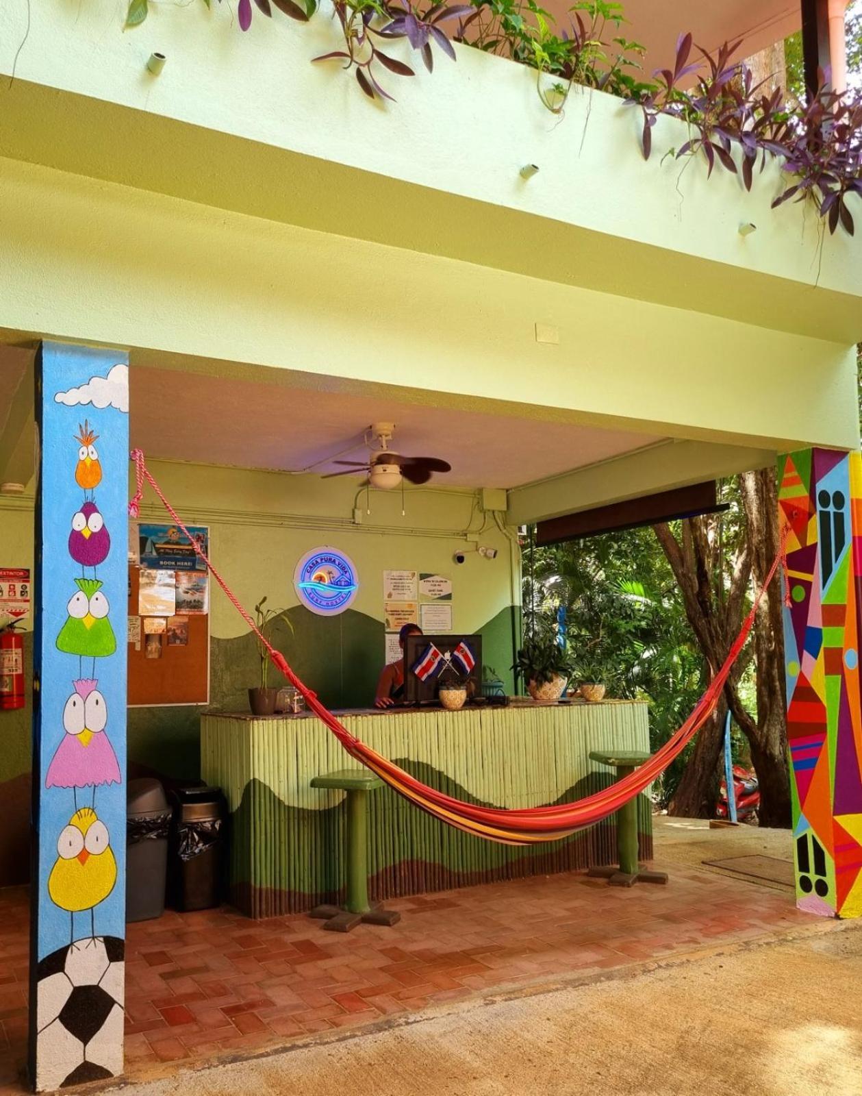Casa Pura Vida Surf Hostel - Tamarindo Costa Rica المظهر الخارجي الصورة