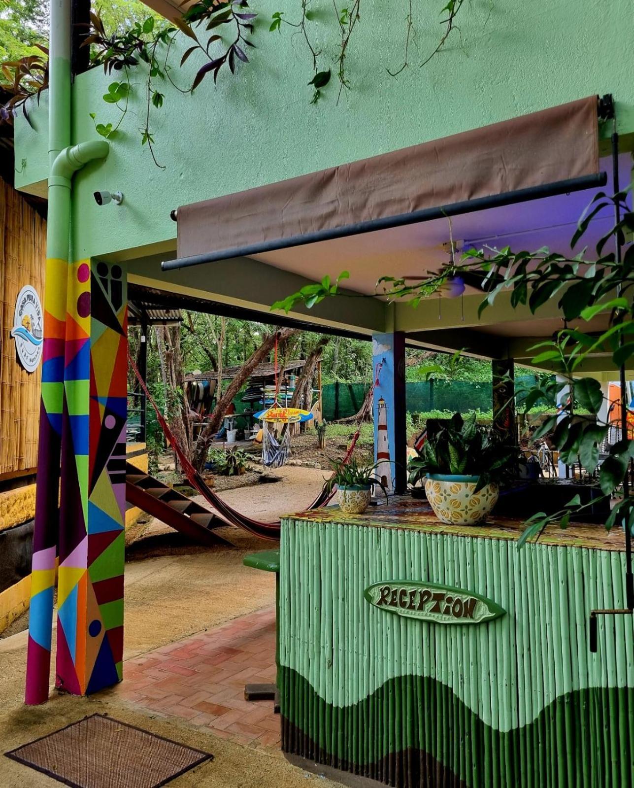 Casa Pura Vida Surf Hostel - Tamarindo Costa Rica المظهر الخارجي الصورة
