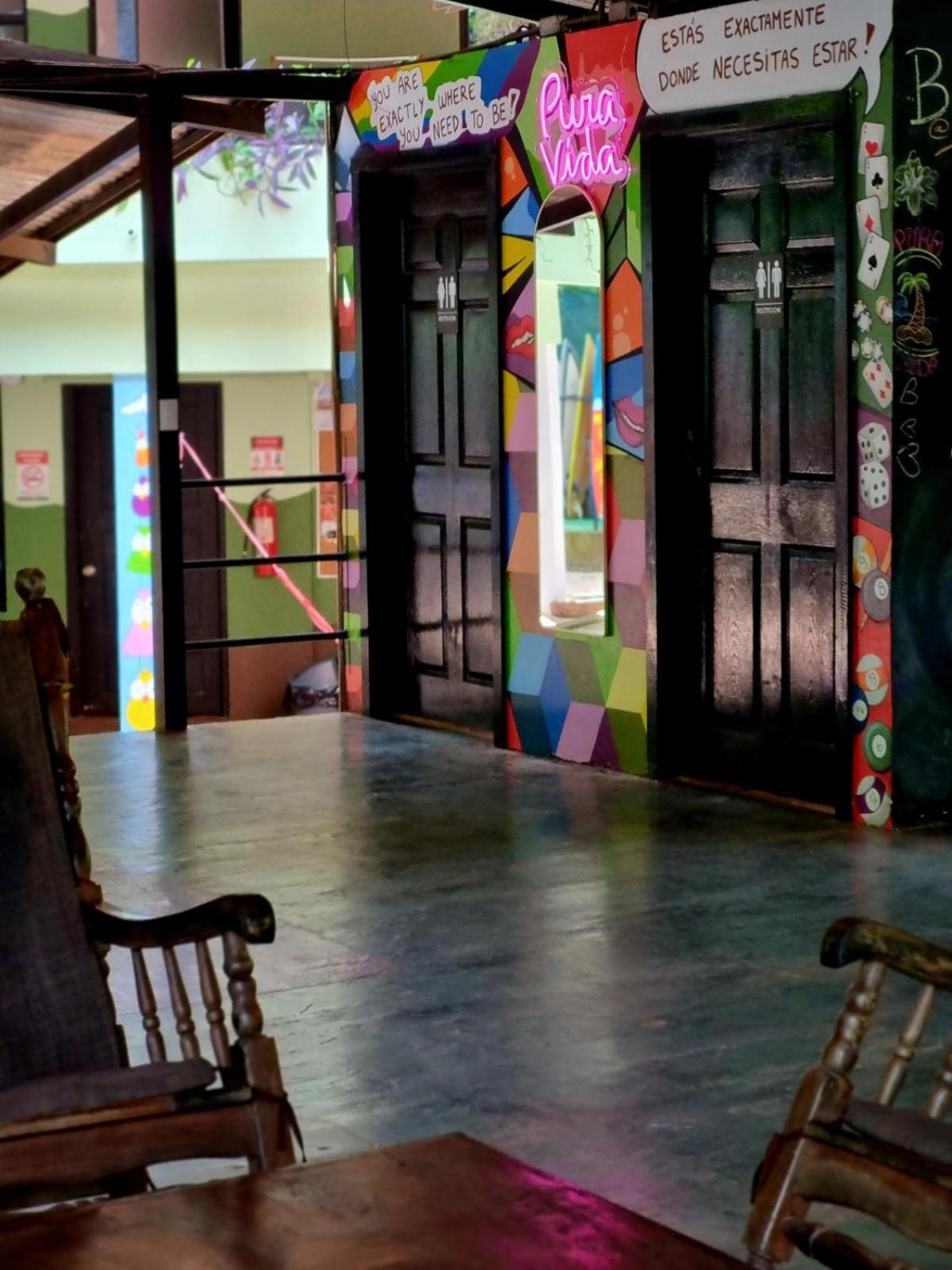 Casa Pura Vida Surf Hostel - Tamarindo Costa Rica المظهر الخارجي الصورة