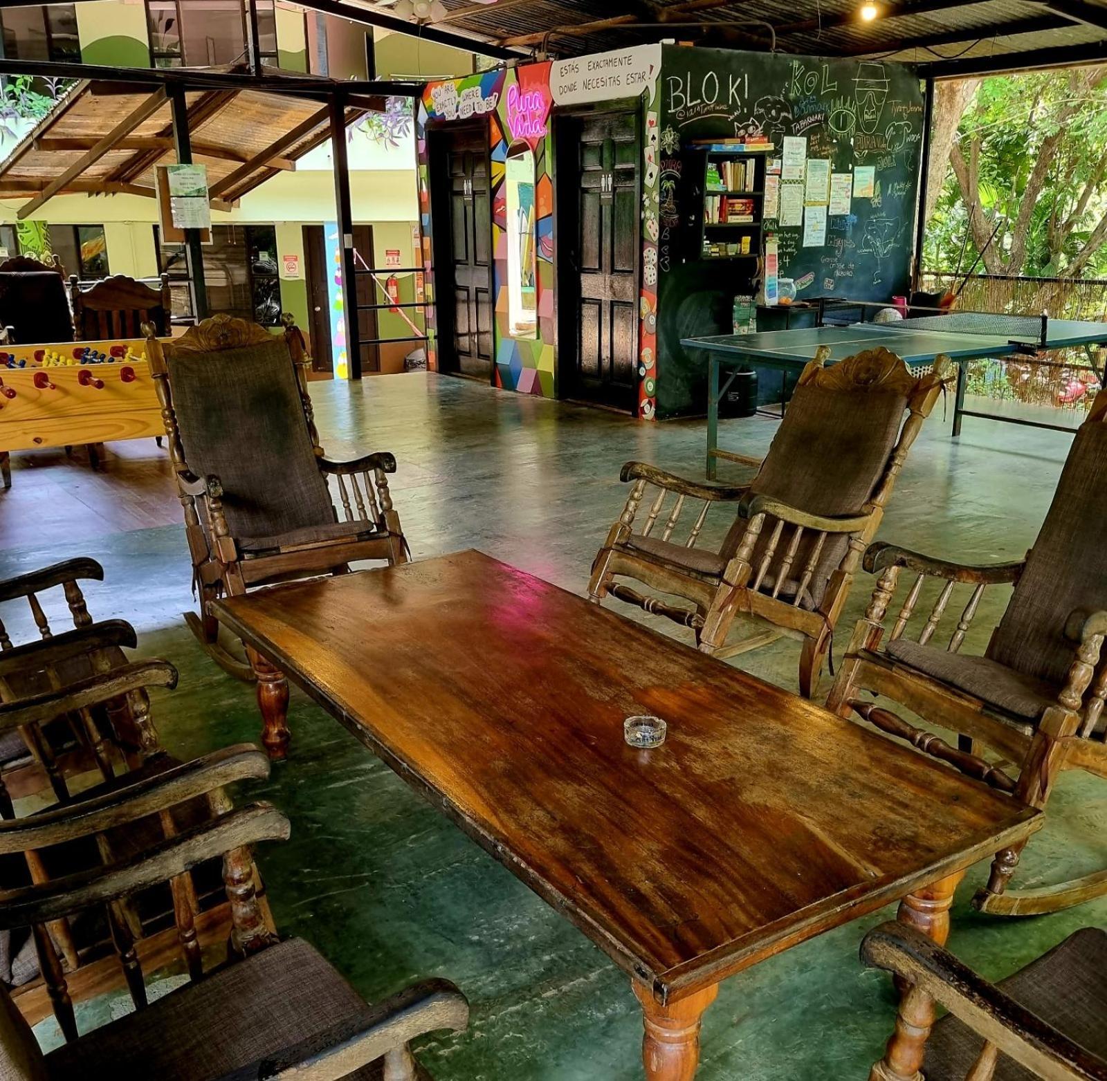 Casa Pura Vida Surf Hostel - Tamarindo Costa Rica المظهر الخارجي الصورة