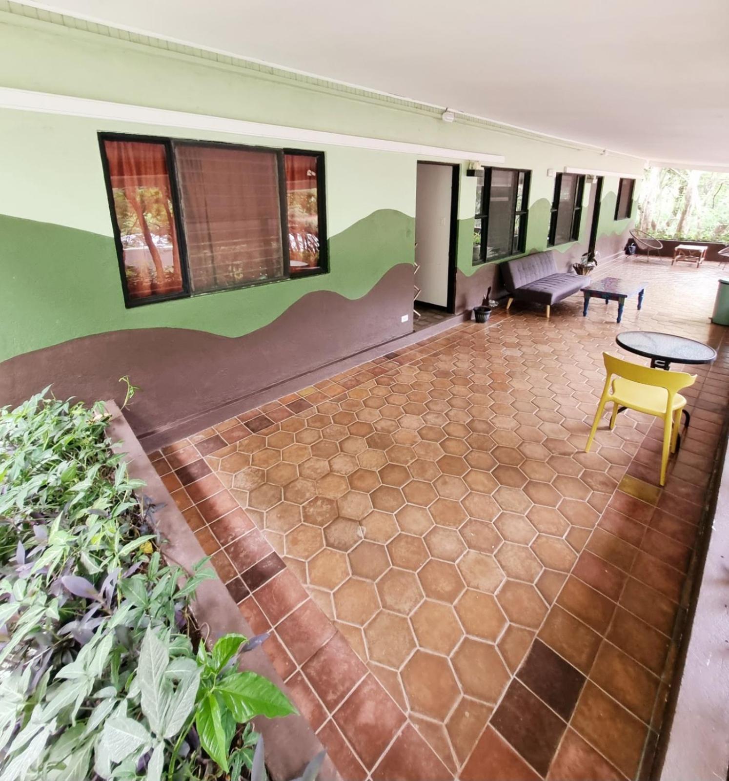 Casa Pura Vida Surf Hostel - Tamarindo Costa Rica المظهر الخارجي الصورة