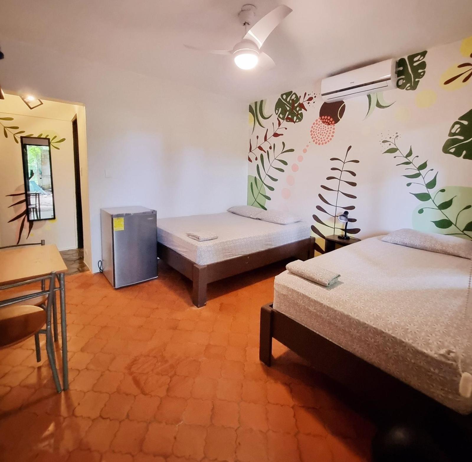 Casa Pura Vida Surf Hostel - Tamarindo Costa Rica المظهر الخارجي الصورة