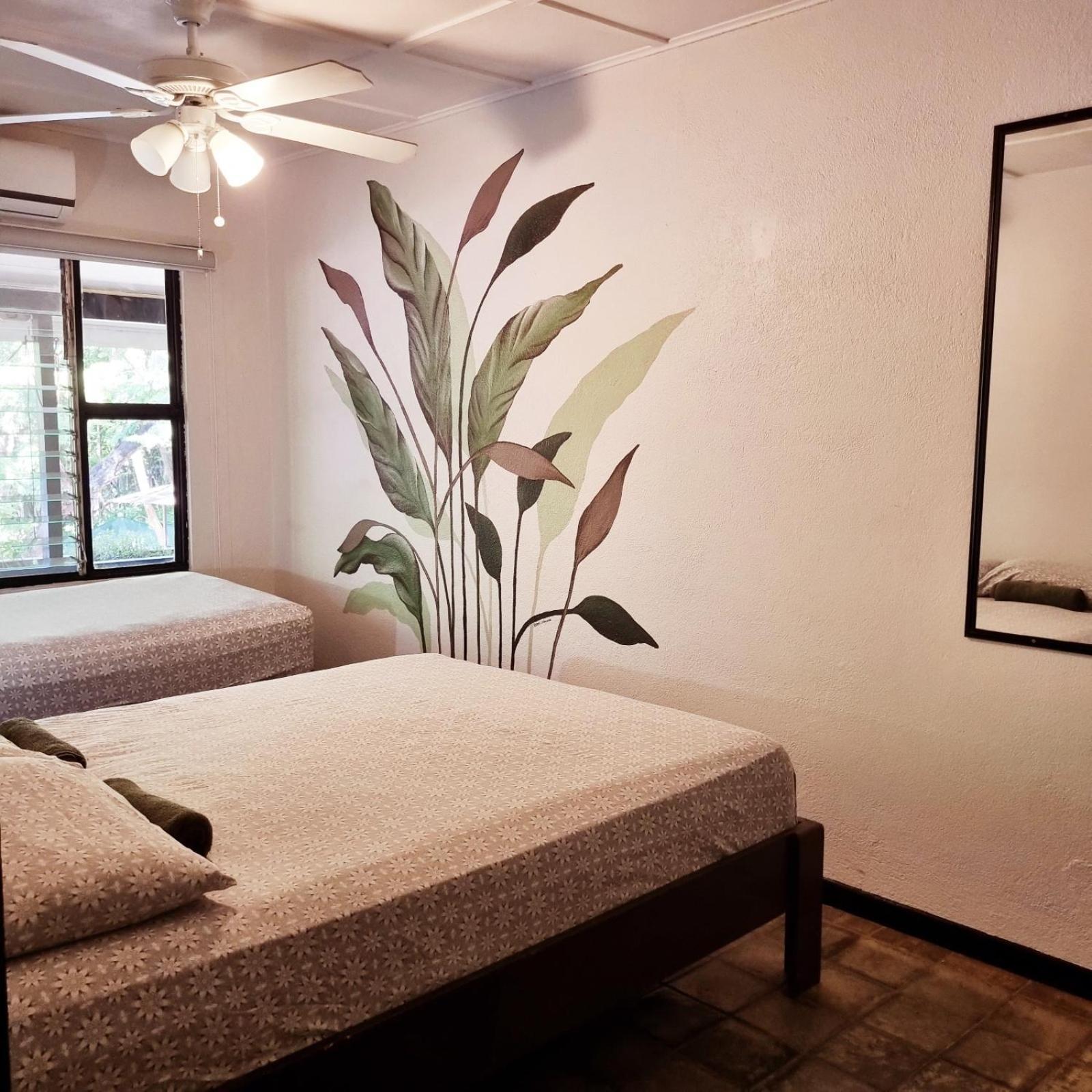 Casa Pura Vida Surf Hostel - Tamarindo Costa Rica المظهر الخارجي الصورة