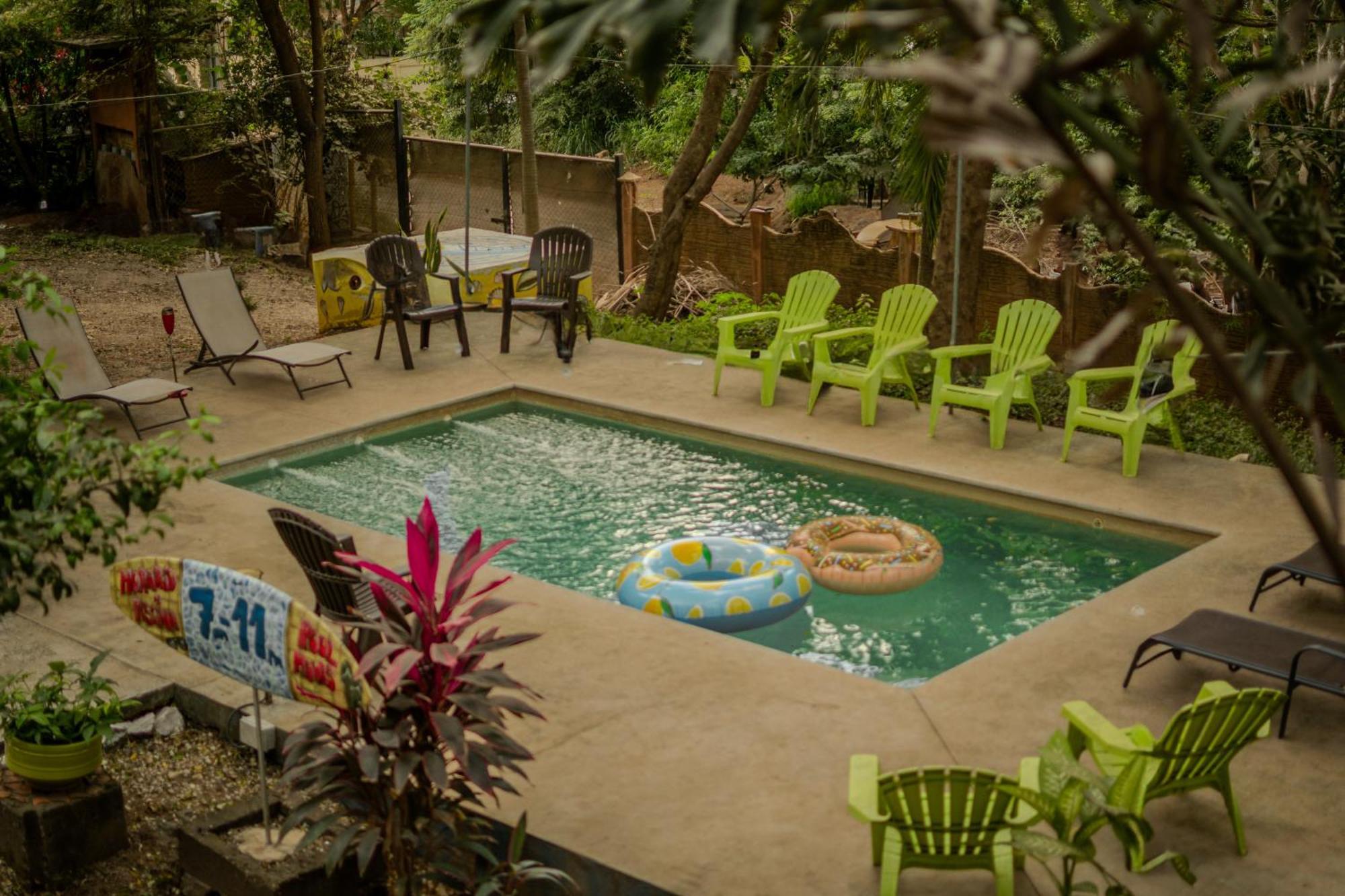 Casa Pura Vida Surf Hostel - Tamarindo Costa Rica المظهر الخارجي الصورة
